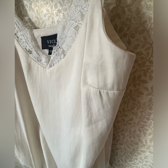 VICI small lace bodysuit - Picture 5 of 9